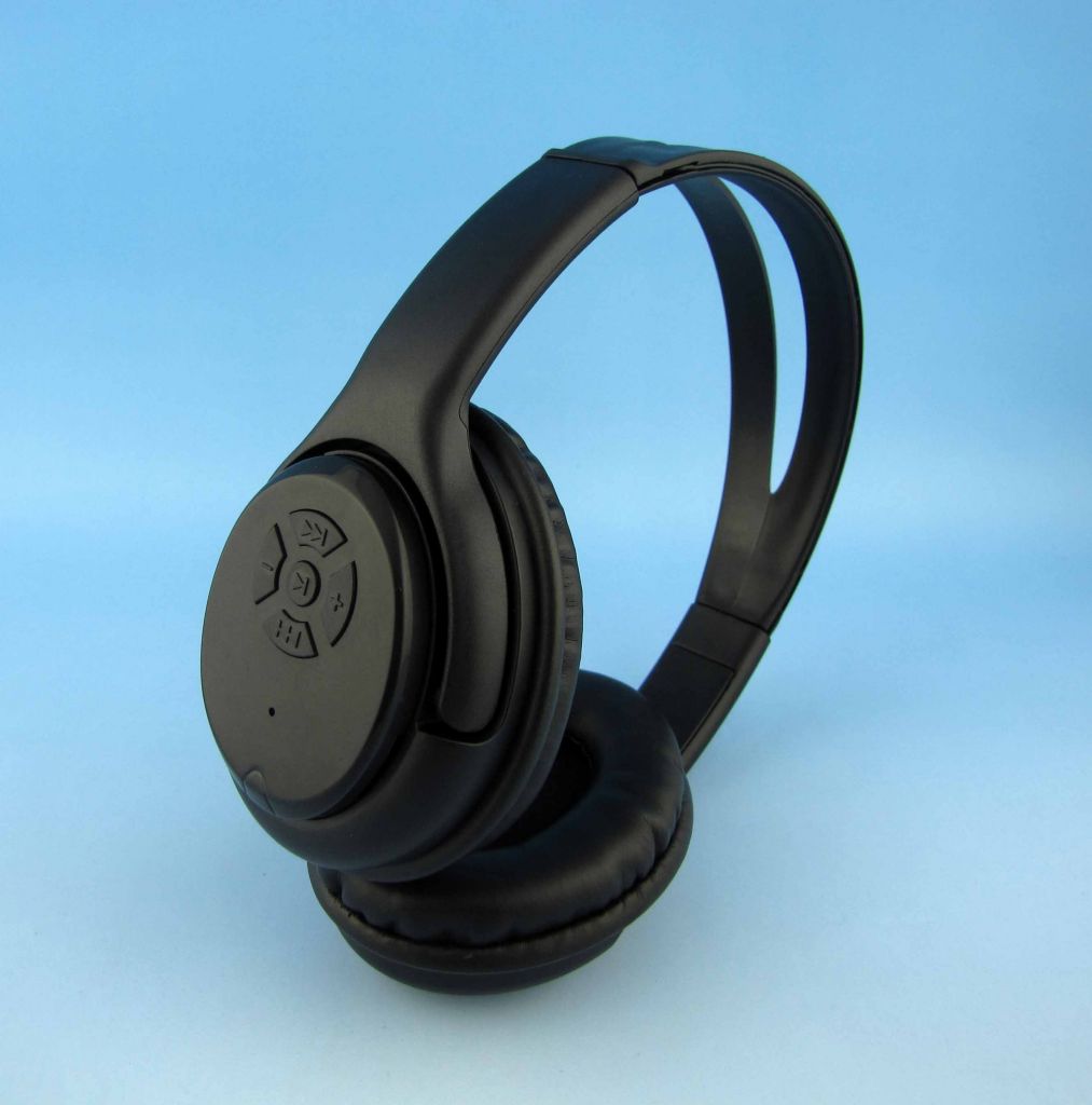 Delicate stereo bluetooth headphone