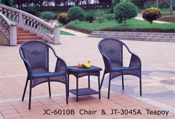 Outdoor Furnitures