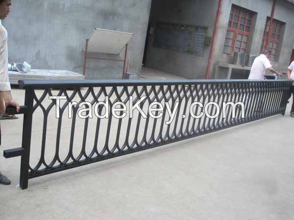 supply custom cast alumnum fence with big dimension
