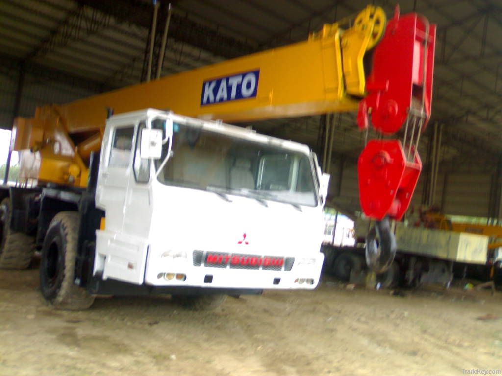 Used Rough Terrain Crane, KATO KA-300