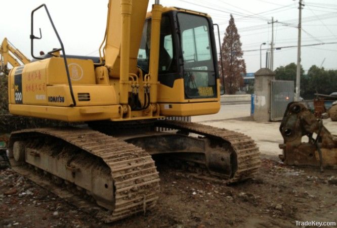 Used Komatsu Excavator, PC200