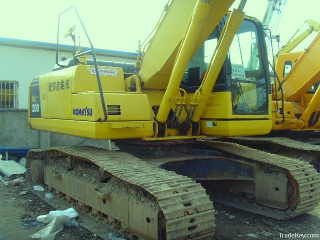 Second hand Komatsu PC200-8 Excavator
