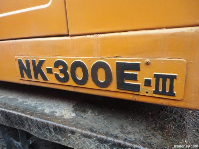 Used KATO NK300E Truck Crane