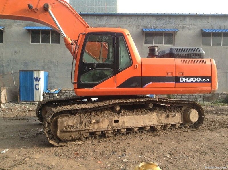 Used Doosan DH300LC-7 Excavator