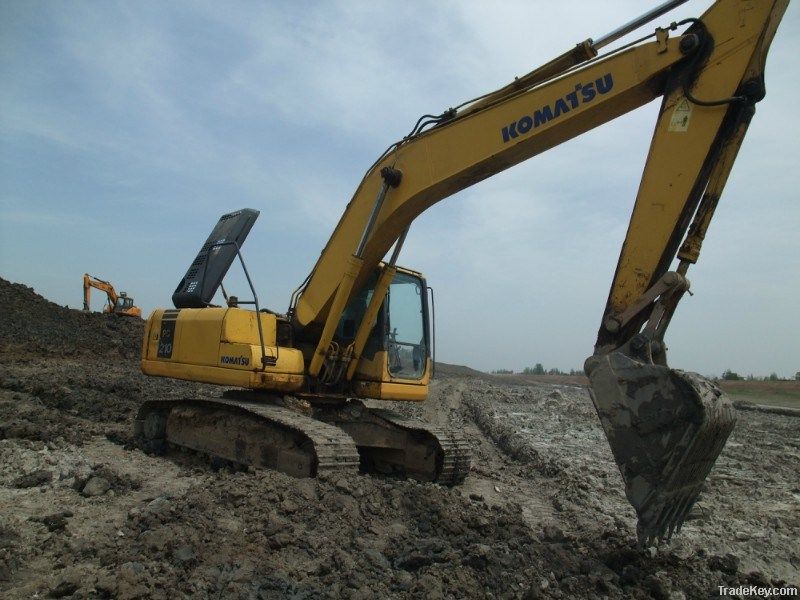 Used Excavator Komatsu PC200-7