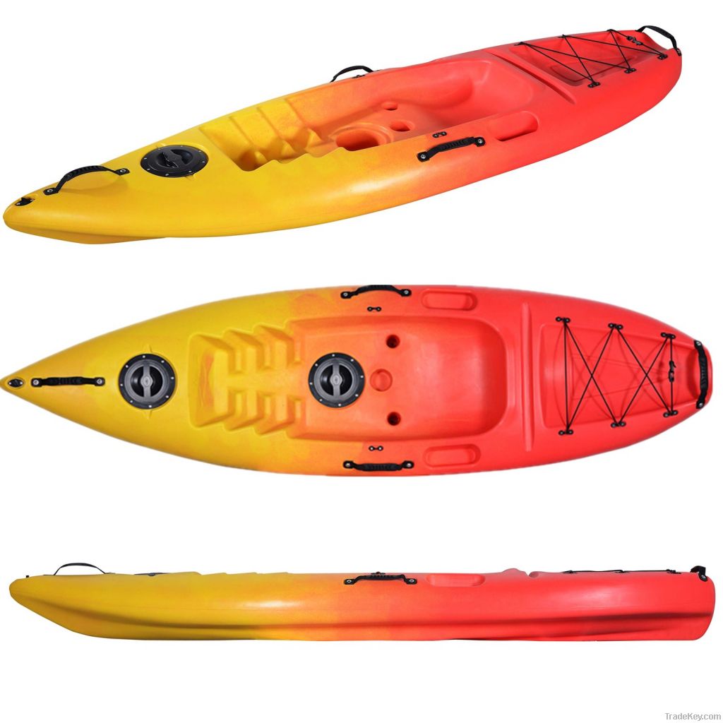 Single surfing kayak