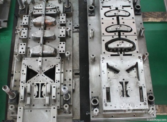 Progression Die for Chassis part