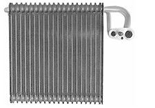 EVAPORATOR