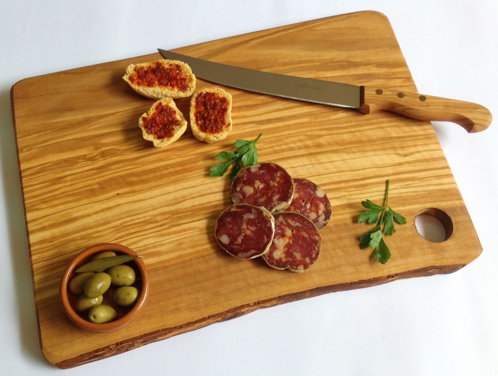 Olive wood cutting board