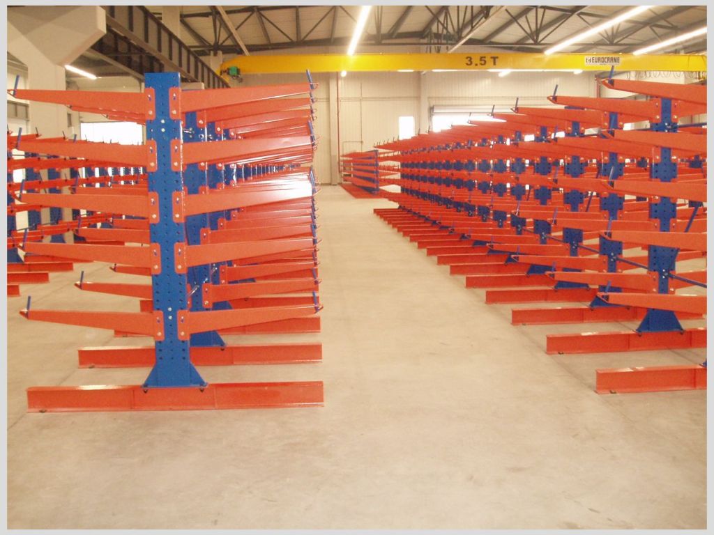 Cantilever racking