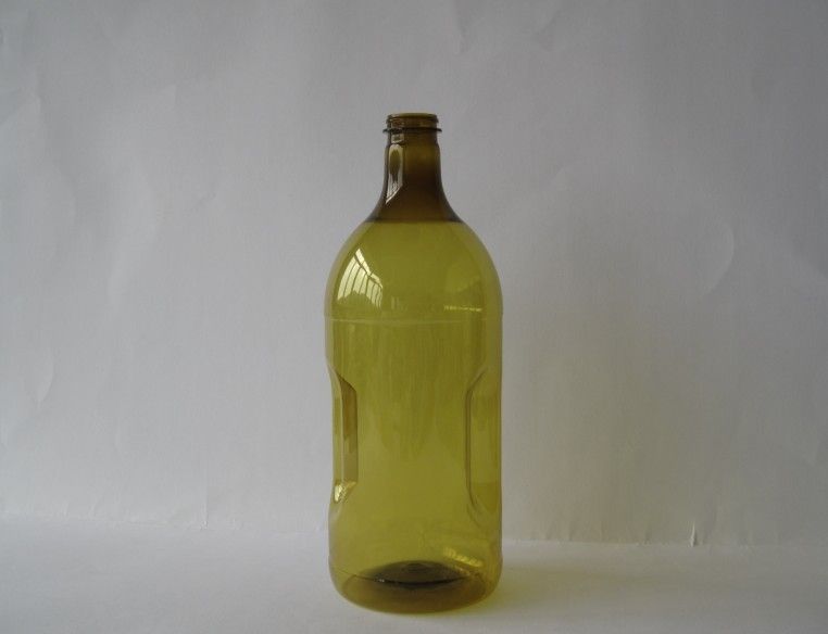 1.8L  oil bottle