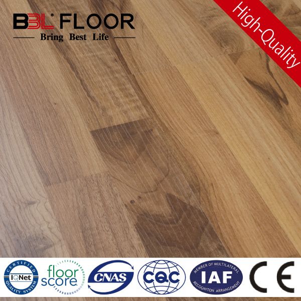8mm AC4 Small Embossed parquet wood flooring 6528