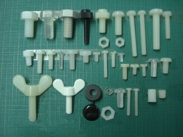 Plastic screw