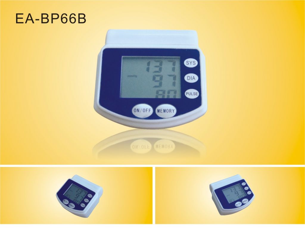 wrist type blood pressure monitor