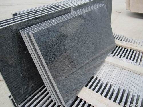 polished g654 granite tile, padang dark granite tile, sesame black
