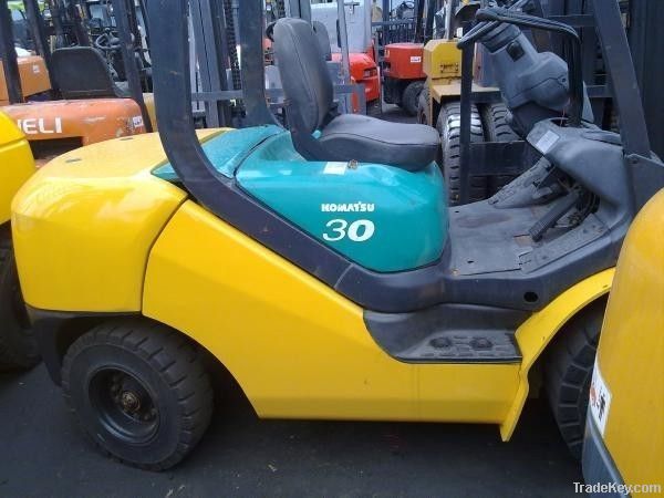 Used Forklifts Komatsu FD30T-16