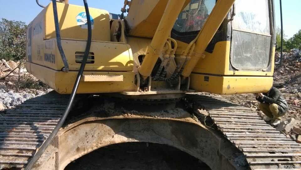 Used Excavators Komatsu PC200-7