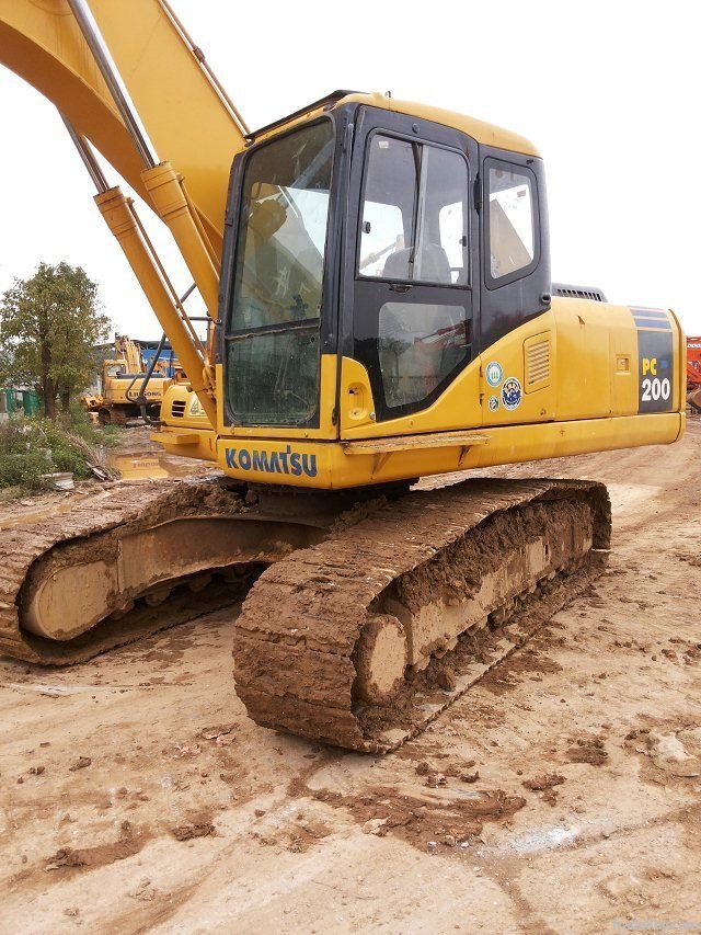 Used Excavators Komatsu PC200-7