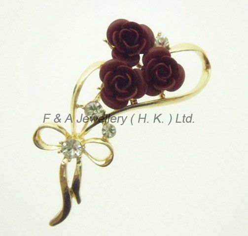 Brooch, clear crystal, red rose, gold plated