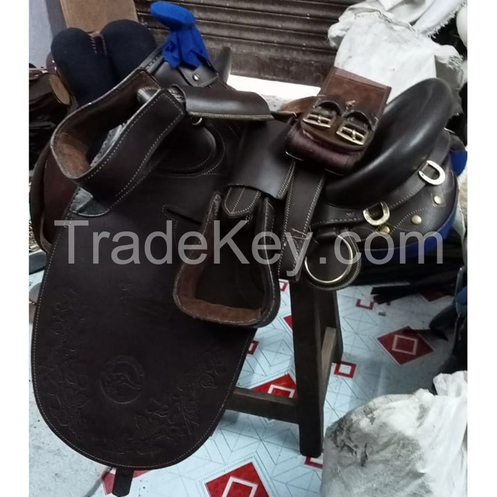 Genuine imported leather Australian stock saddles Black with rust proof fittings