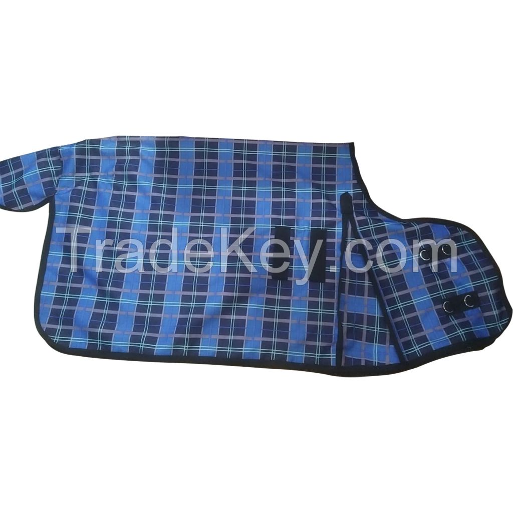 Turnout winter Black fleece horse rugs with rust proof fittings 