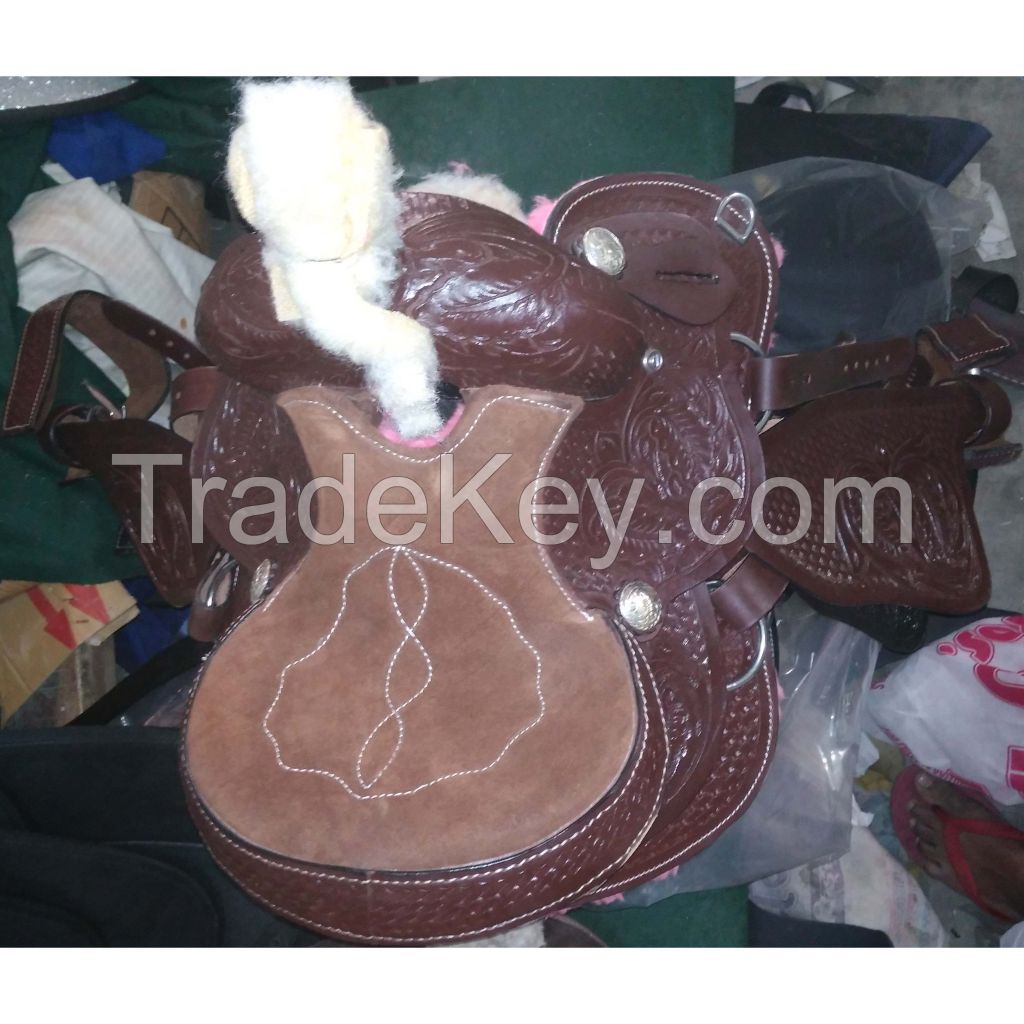 Genuine imported Quality leather western full tooling carving saddle Brown with rust proof fitting