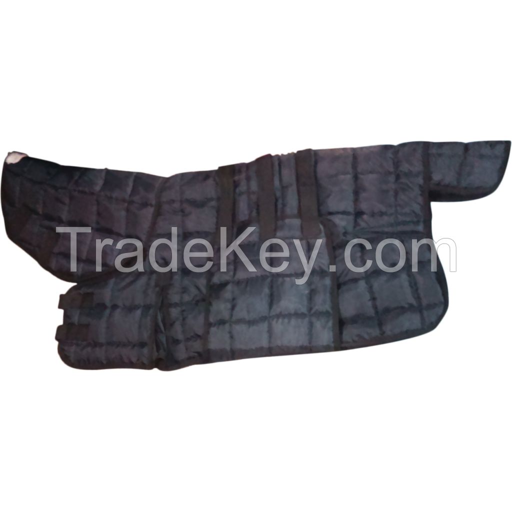 Genuine imported quality Turnout winter high neck horse rugs black with rust proof fittings 