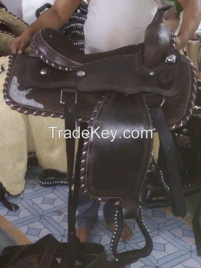 Genuine imported Quality leather western tooling carving saddle Dark Brown with rust proof fitting