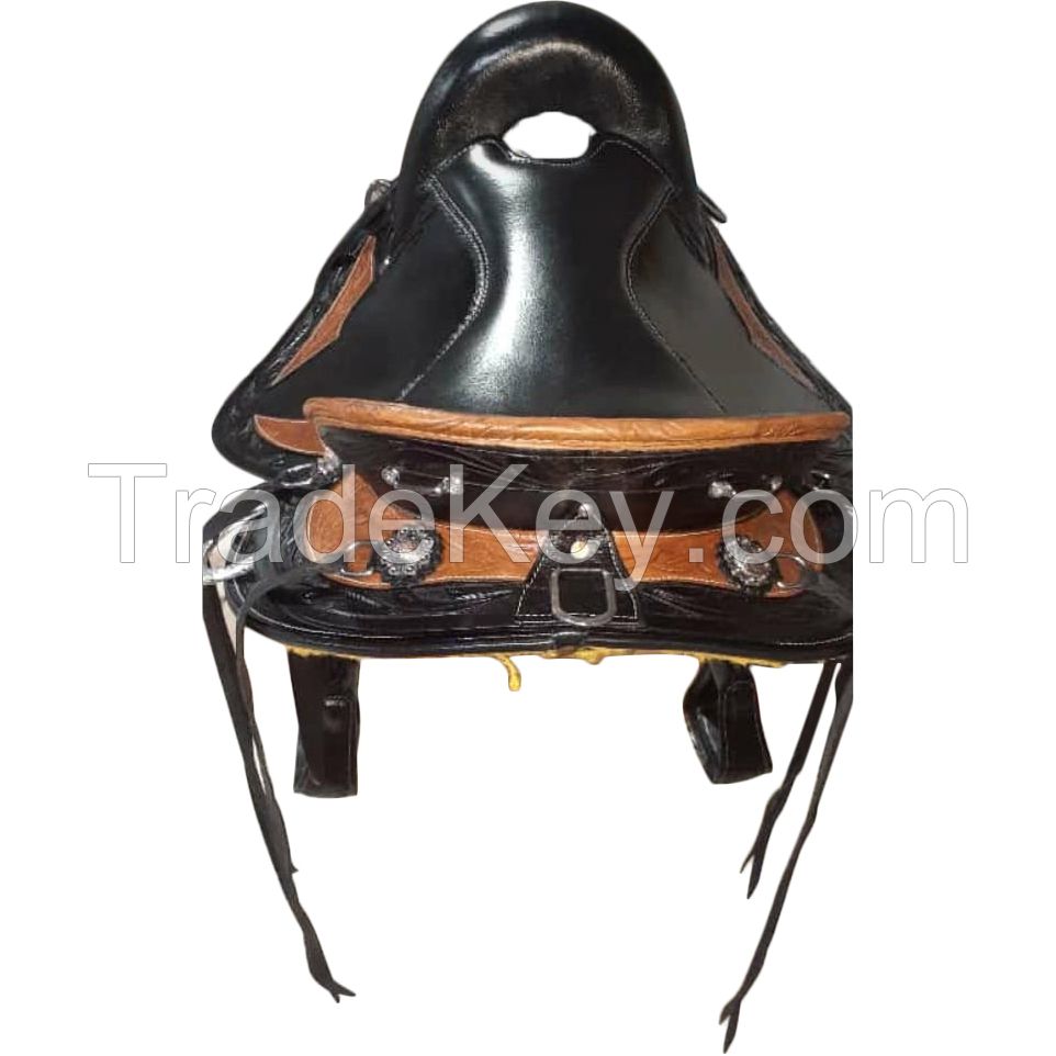 Genuine imported Quality leather endurance western saddle Black with rust proof fitting
