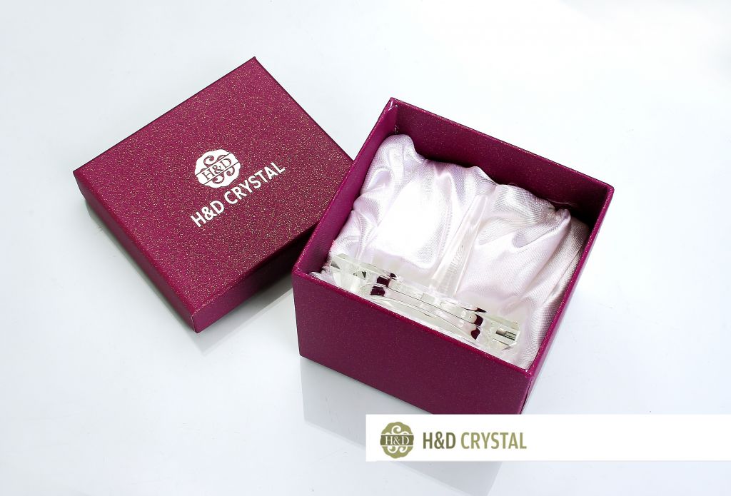 Fine Crystal Ring Holder display box included -HD-OSRS01