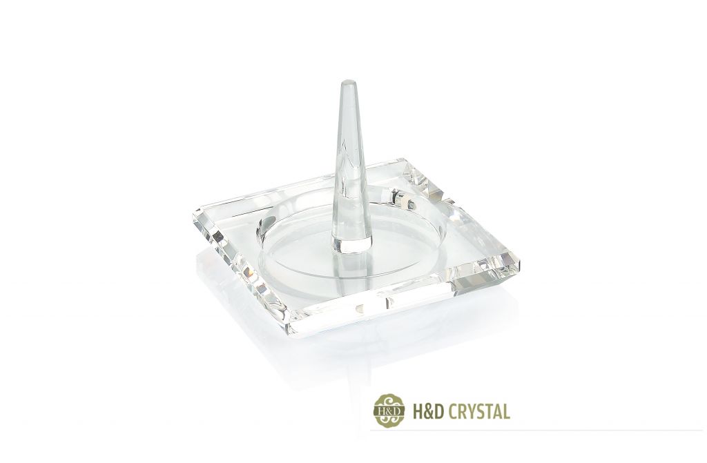 Fine Crystal Ring Holder display box included -HD-OSRS01