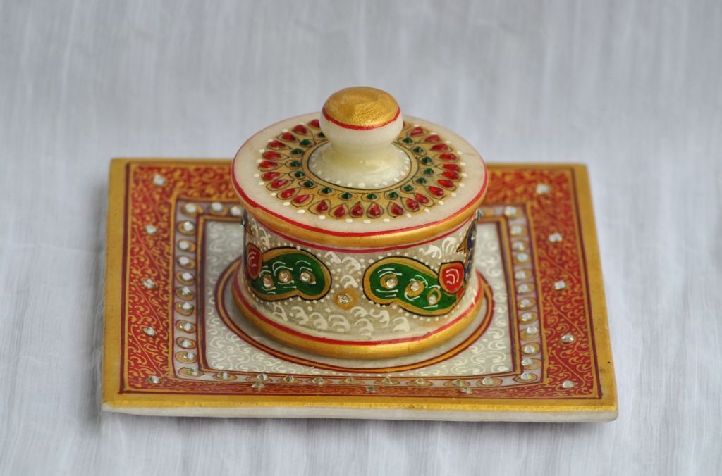 Mukhwas set (Marble tray with Container)