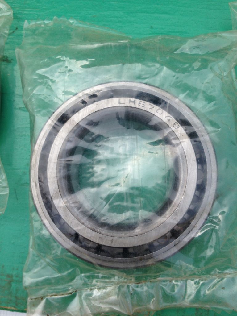 inch tapered roller bearings LM67048/10