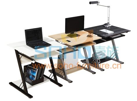 Simple and Slim computer desk