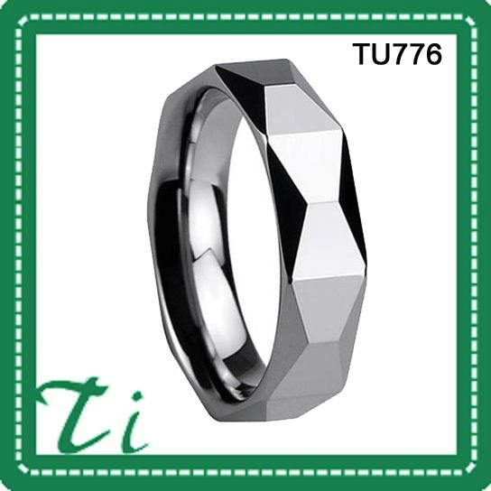 Polished And Faceted Comfort Fit Tungsten Ring