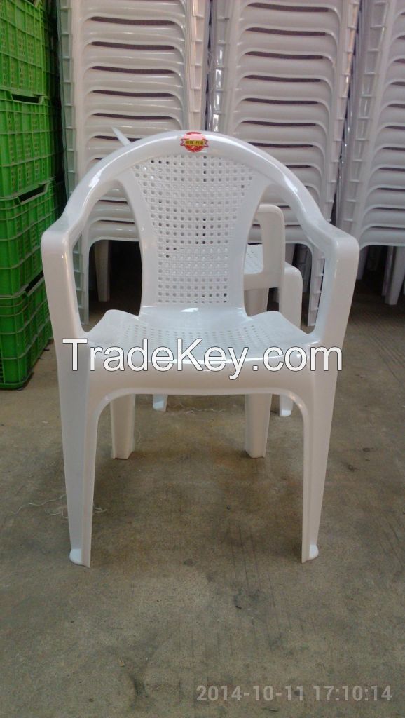 Garden Chair Specific Use and Plastic Material plastic chairs