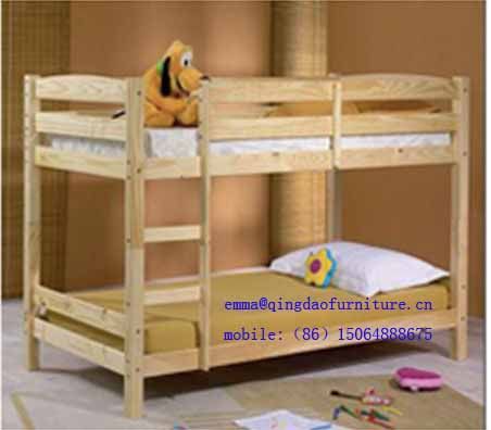 woooden bunk bed