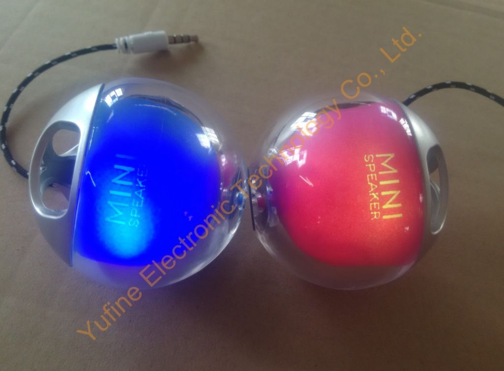 2015 newest mini speaker, led light speaker, Sales Promotion Electronic products, popular fashion speaker, cheap gift speaker from Yufine factory 