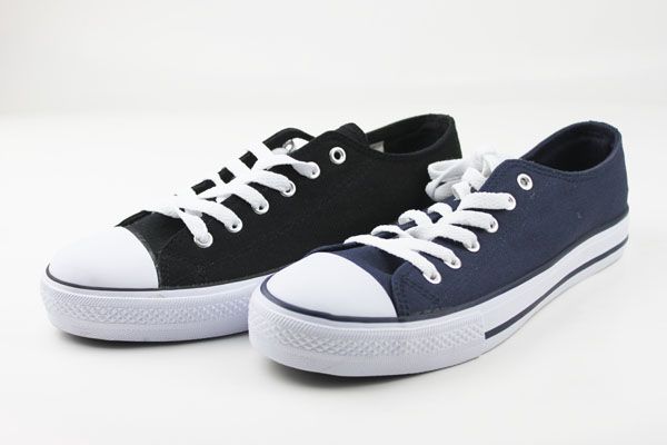 To selling new design vulcanized shoes 