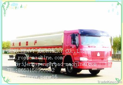 CHINA SINOTRUCK 30M3 HOWO OIL/FUEL TANK TRUCK