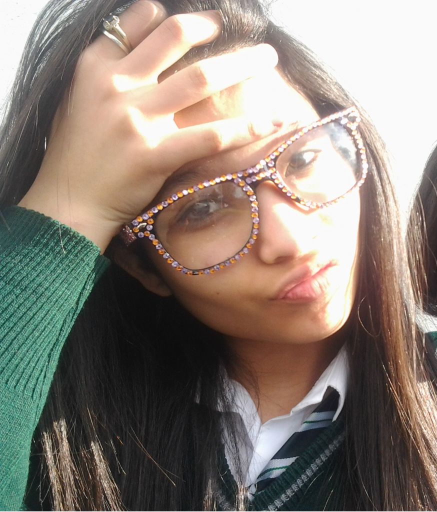 women nerd glasses