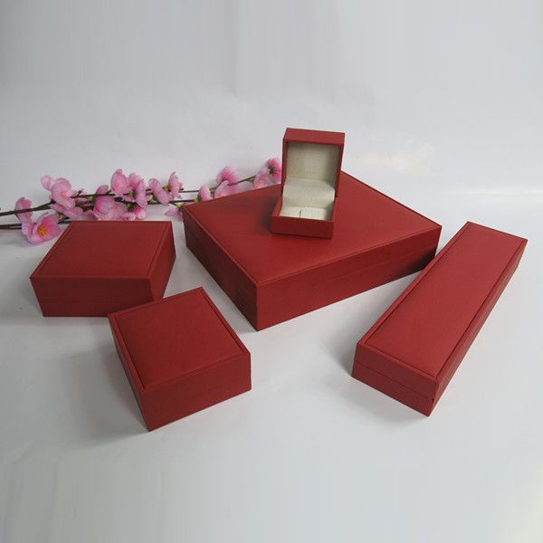 Elegant Jewelry box for retail