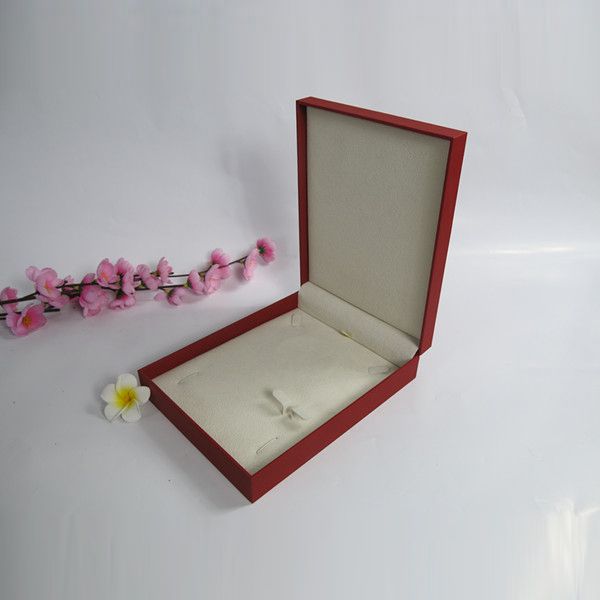 Elegant Jewelry box for retail