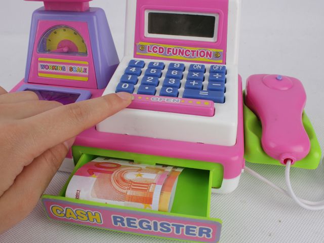 ELECTRONIC CASH REGISTER MACHINE