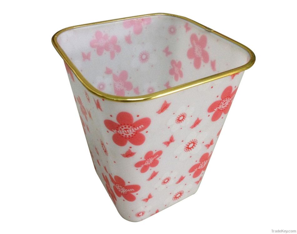 Square plastic dustbin