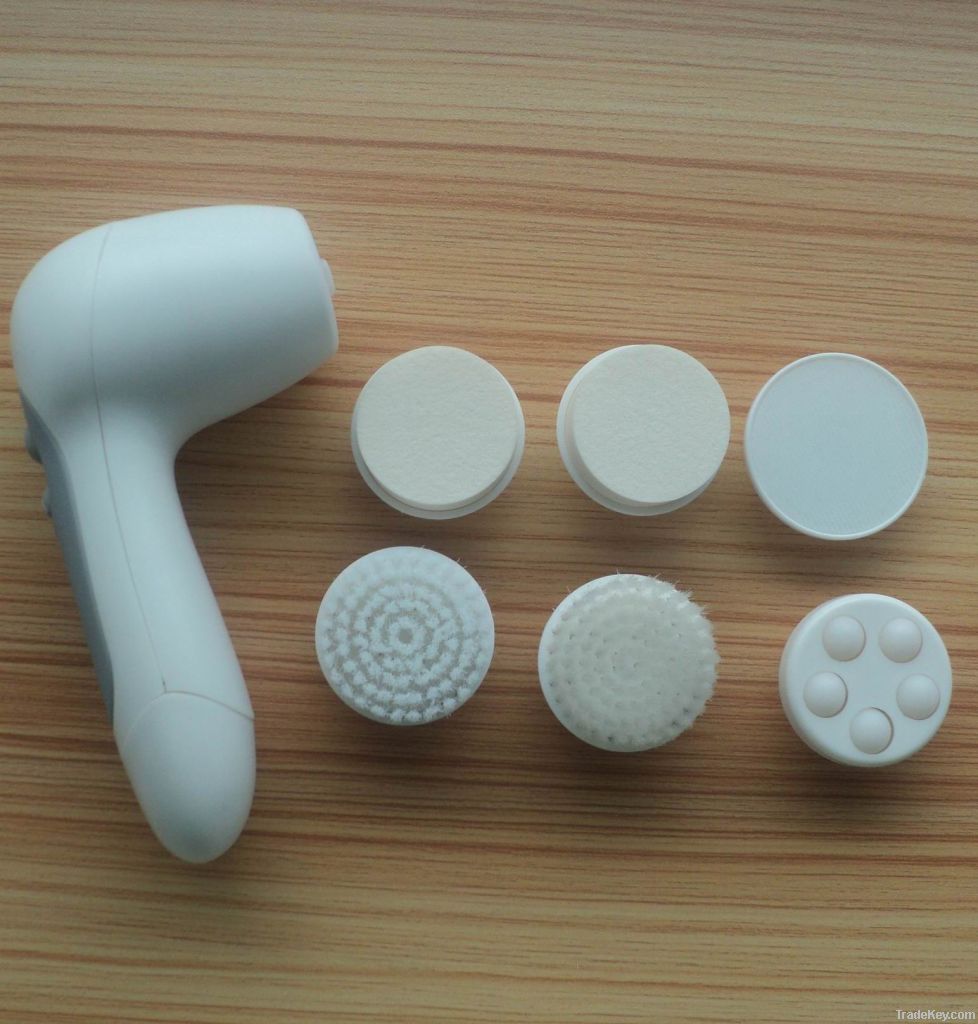 2 AA Battery Operated Facial Cleansing Brush