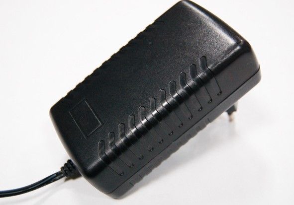 12V2A AC-DC adapter for CCTV camera