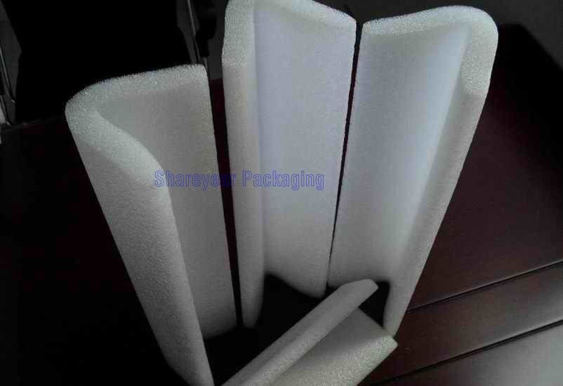 Eco-friendly EPE foam edge protection for furniture packaging/Edge protection section