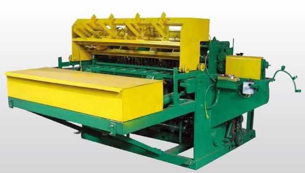 Row wire mesh welding machine