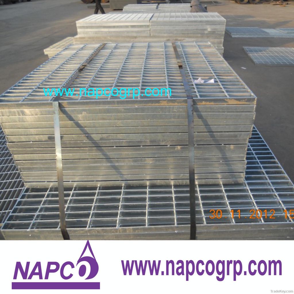 Hot dip galvanized steel grating for treads and stairs